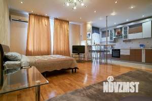 1-к квартира, посуточно, 40м2, 1/1 этаж