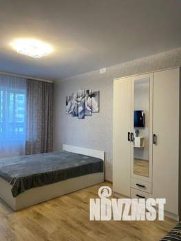 1-к квартира, посуточно, 38м2, 4/8 этаж