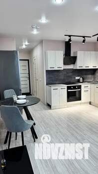 Студия квартира, посуточно, 35м2, 8/15 этаж