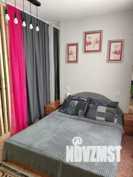 Студия квартира, посуточно, 41м2, 9/10 этаж