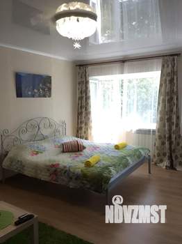 1-к квартира, посуточно, 35м2, 2/5 этаж