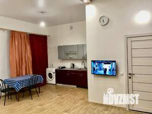 Студия квартира, посуточно, 42м2, 1/15 этаж