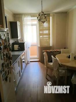 1-к квартира, посуточно, 42м2, 8/10 этаж