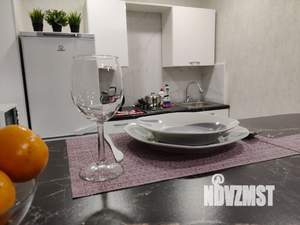 2-к квартира, посуточно, 45м2, 1/1 этаж