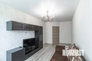 1-к квартира, посуточно, 40м2, 1/19 этаж