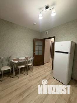 1-к квартира, посуточно, 38м2, 1/1 этаж