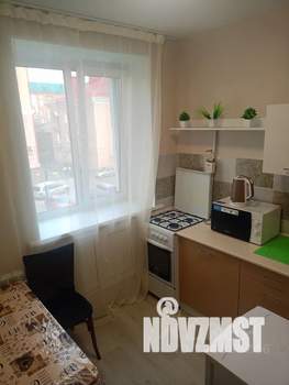 1-к квартира, посуточно, 37м2, 3/5 этаж