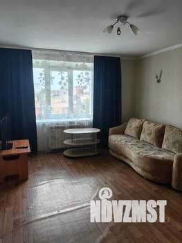 1-к квартира, посуточно, 37м2, 6/9 этаж