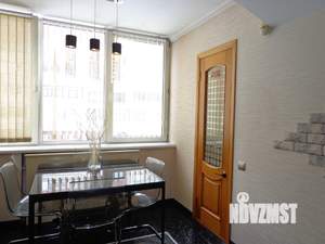 3-к квартира, на длительный срок, 134м2, 2/6 этаж