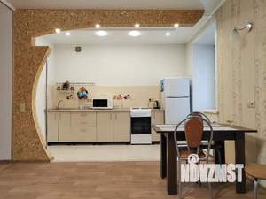 Студия квартира, посуточно, 38м2, 7/10 этаж