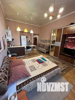 Студия квартира, посуточно, 30м2, 4/5 этаж