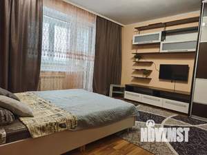1-к квартира, посуточно, 38м2, 2/10 этаж