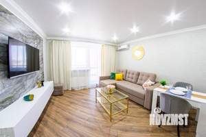Студия квартира, посуточно, 34м2, 5/15 этаж