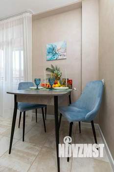 1-к квартира, посуточно, 42м2, 2/17 этаж