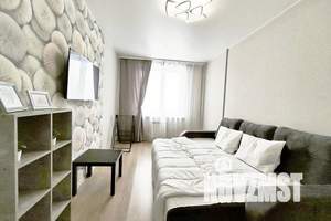 1-к квартира, посуточно, 35м2, 14/19 этаж