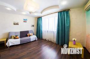 1-к квартира, посуточно, 40м2, 6/9 этаж