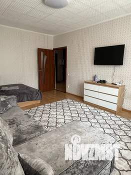 1-к квартира, посуточно, 44м2, 2/9 этаж