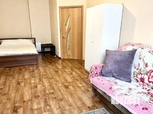 1-к квартира, посуточно, 40м2, 5/10 этаж