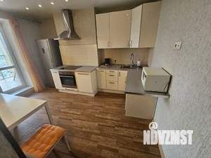 1-к квартира, посуточно, 42м2, 15/16 этаж