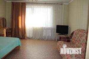 1-к квартира, посуточно, 43м2, 7/12 этаж