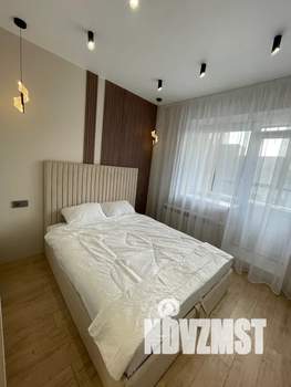 1-к квартира, посуточно, 42м2, 2/15 этаж