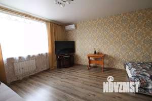 1-к квартира, посуточно, 50м2, 1/1 этаж