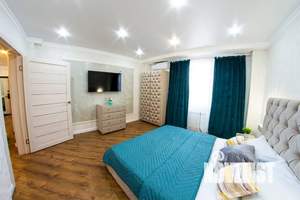 1-к квартира, посуточно, 35м2, 7/18 этаж