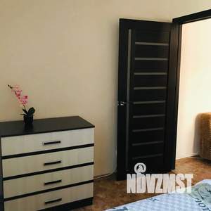 3-к квартира, посуточно, 42м2, 2/5 этаж