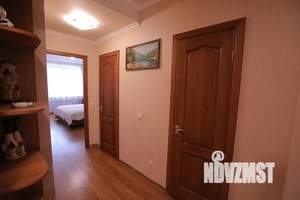 2-к квартира, посуточно, 62м2, 8/10 этаж