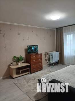 1-к квартира, посуточно, 37м2, 1/10 этаж