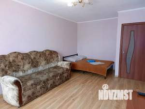1-к квартира, посуточно, 40м2, 1/16 этаж