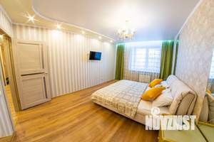 2-к квартира, посуточно, 60м2, 4/15 этаж