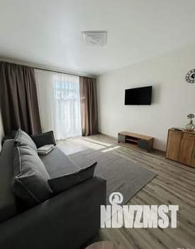 1-к квартира, посуточно, 43м2, 4/4 этаж