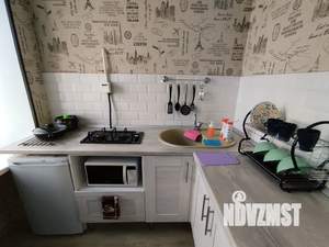 2-к квартира, посуточно, 40м2, 3/5 этаж