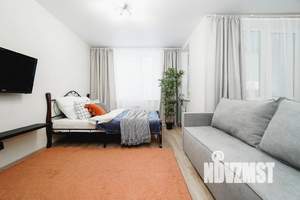 Студия квартира, посуточно, 39м2, 3/19 этаж