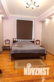 2-к квартира, посуточно, 60м2, 4/4 этаж