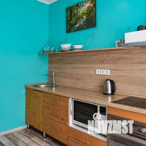 Студия квартира, посуточно, 43м2, 6/9 этаж