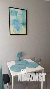 1-к квартира, посуточно, 40м2, 11/16 этаж