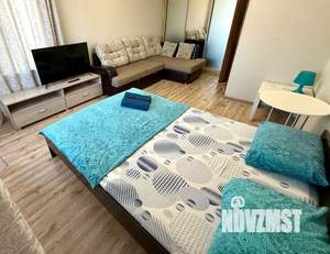 1-к квартира, посуточно, 36м2, 6/9 этаж