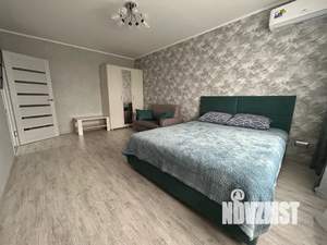 1-к квартира, посуточно, 39м2, 3/9 этаж