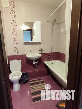 Студия квартира, посуточно, 42м2, 3/12 этаж