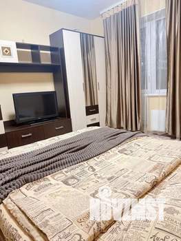 1-к квартира, посуточно, 38м2, 7/10 этаж