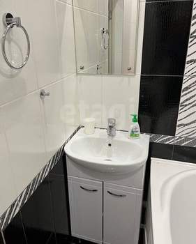 1-к квартира, на длительный срок, 42м2, 3/13 этаж