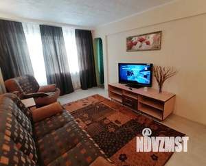 2-к квартира, посуточно, 45м2, 3/5 этаж