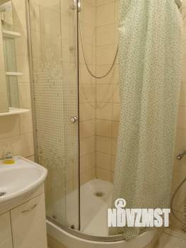 1-к квартира, посуточно, 42м2, 2/16 этаж