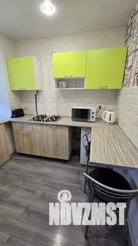 Студия квартира, посуточно, 28м2, 4/5 этаж