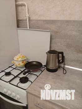 1-к квартира, посуточно, 39м2, 7/10 этаж