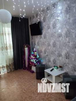 Студия квартира, посуточно, 41м2, 9/10 этаж