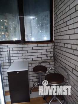 Студия квартира, посуточно, 42м2, 3/12 этаж