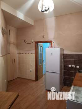 1-к квартира, на длительный срок, 65м2, 3/6 этаж